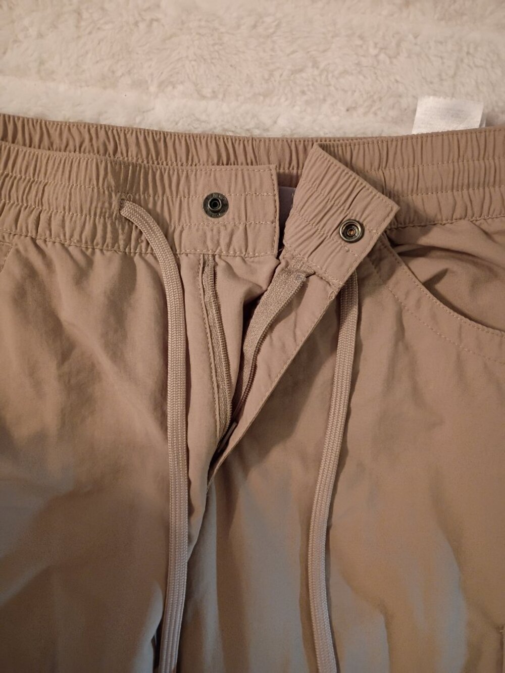 Columbia Capris - Picture 7 of 10